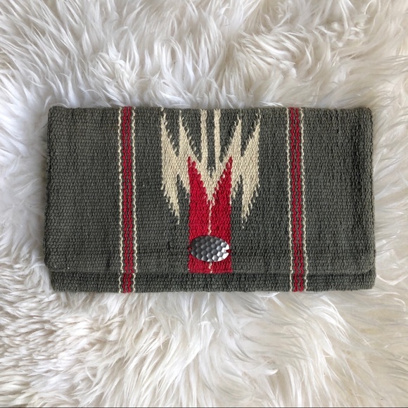 Free People Handbags - Free People Textile Woven Clutch Purse